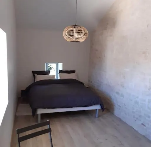 De Charme Individuel A La Campagne * Xanton-Chassenon