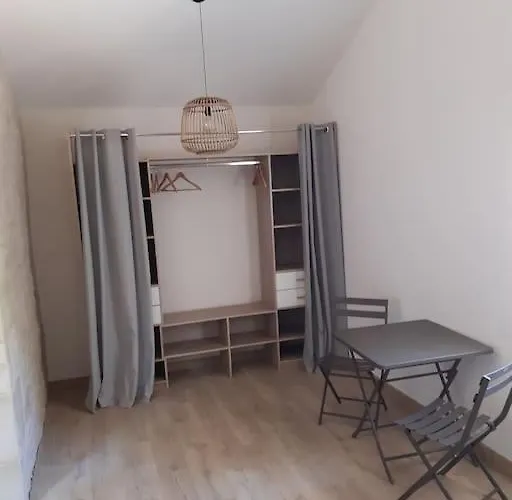 De Charme Individuel à La Campagne Hébergement de vacances Xanton-Chassenon